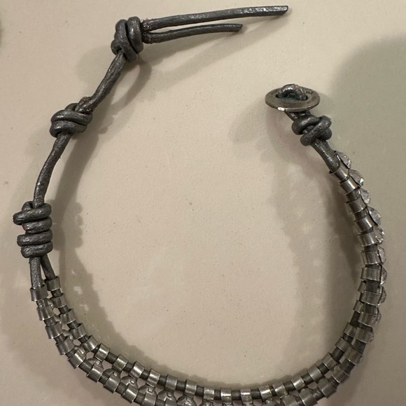 Chan Luu single wraps bracelet silver cord and silver rhinestones new in bag - Picture 3 of 3